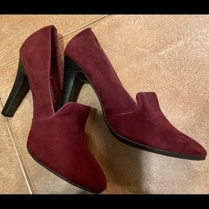 Suede Heels by Liz & Co